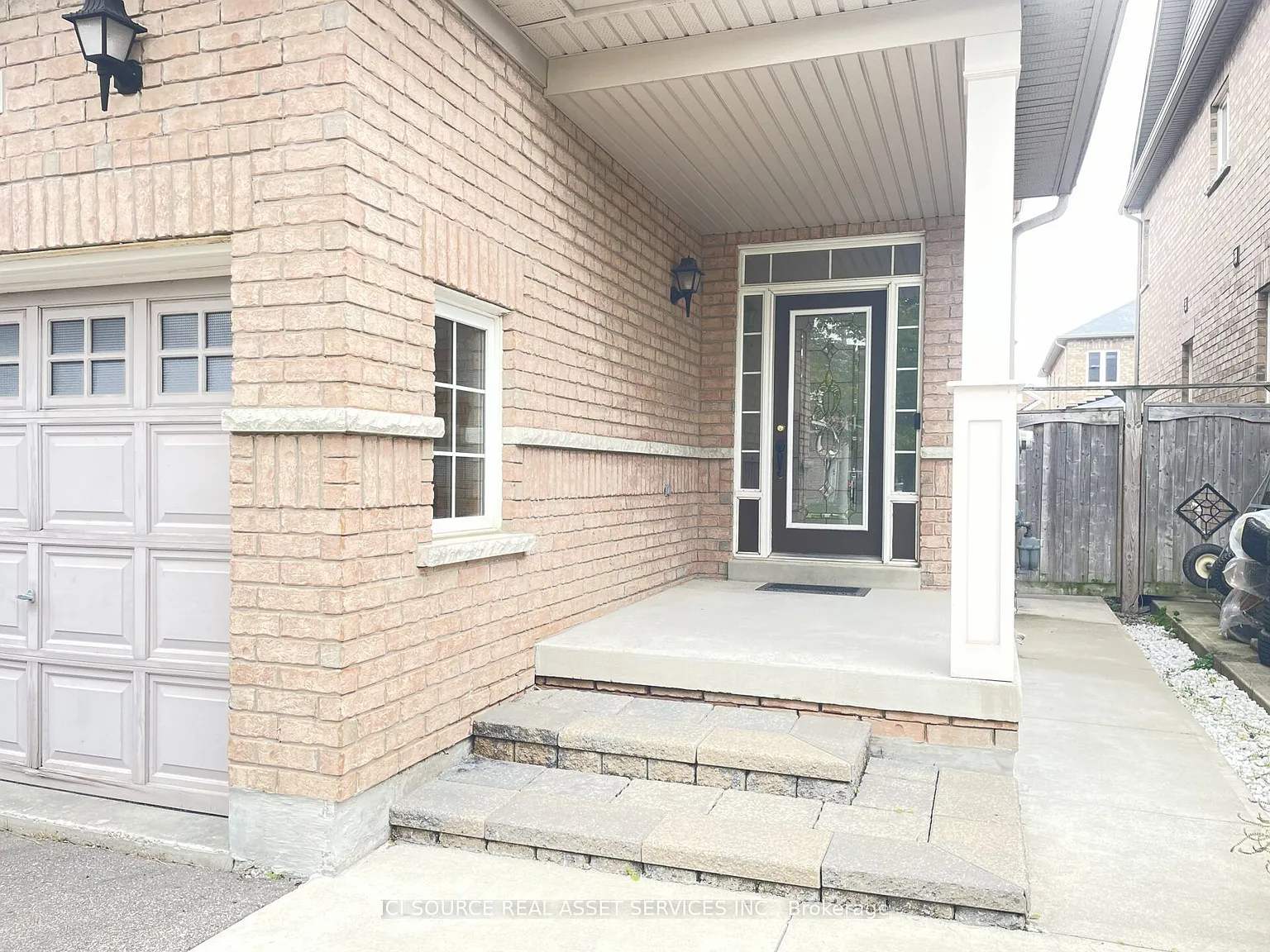 3 bed, $3,300 — Photo 2
