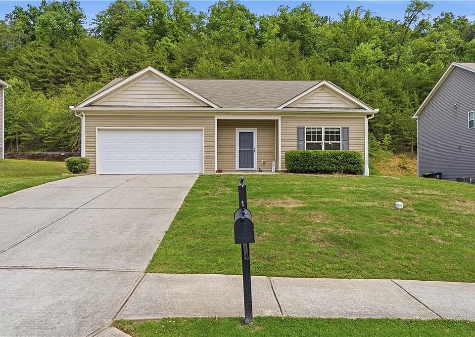 1st image of 216 Arbor Dr