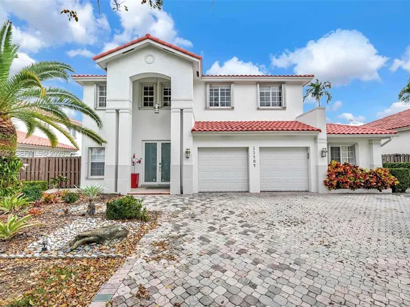 11304 NW 66th St, Doral, FL 33178