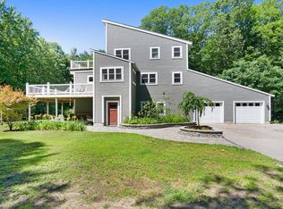 15134 Hickory St, Spring Lake, MI 49456