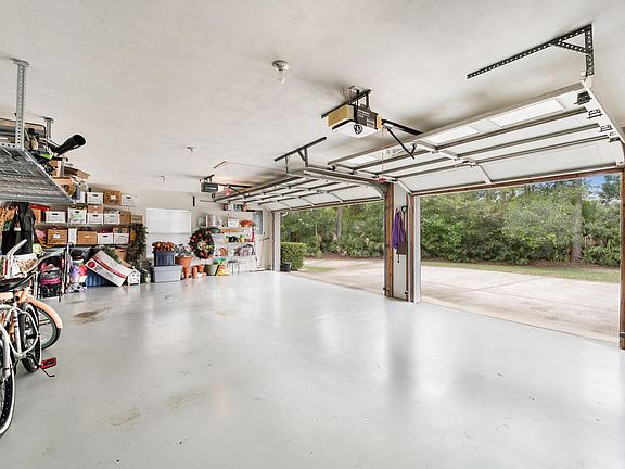 3rd image of 132 Muirfield Dr