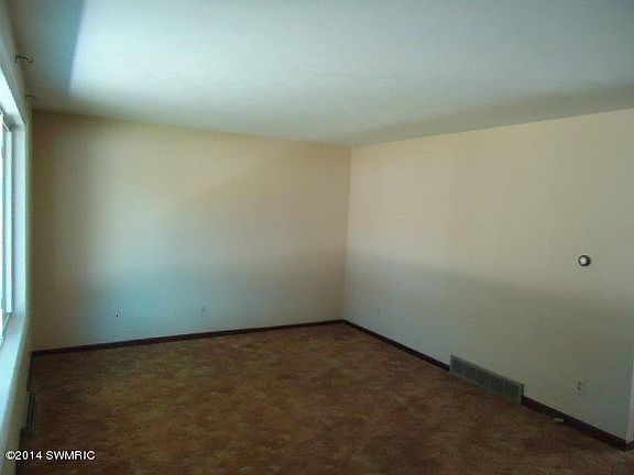 2nd image of 15127 Coleman Ave