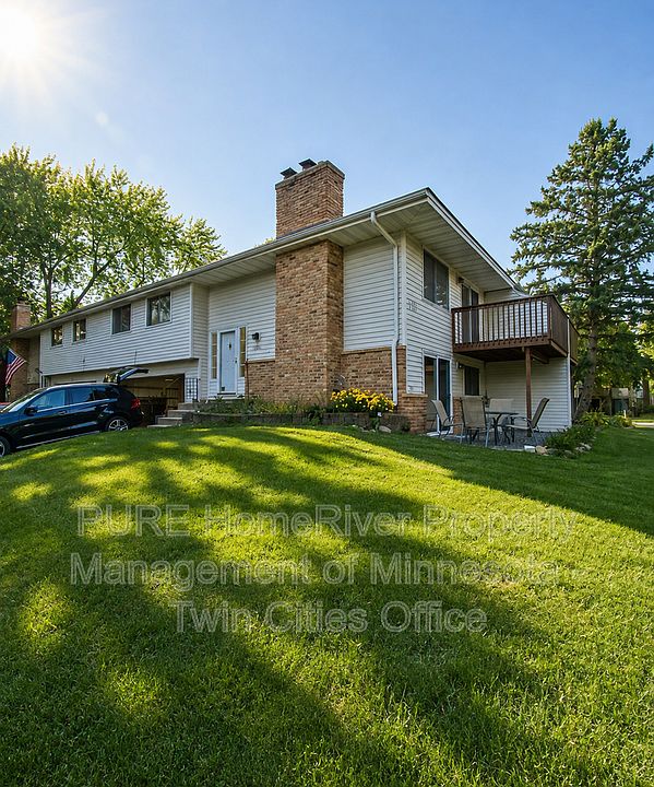 1st image of 1684 Hickory Ln