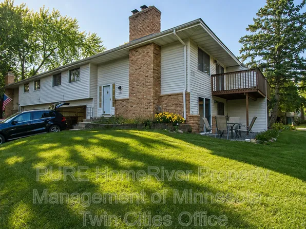 1684 Hickory Ln, Eagan, MN 55122