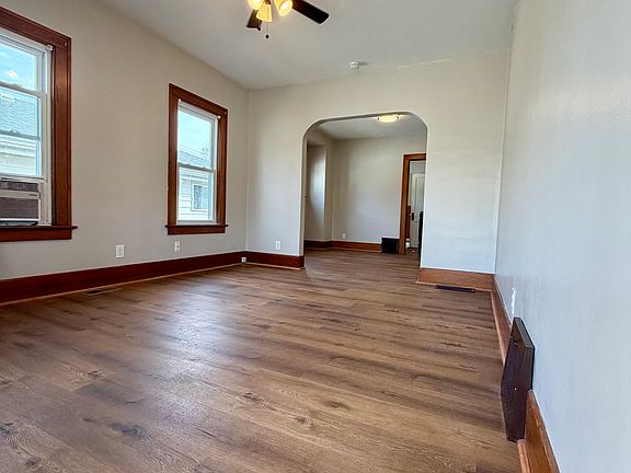 3rd image of 1143 Olson St