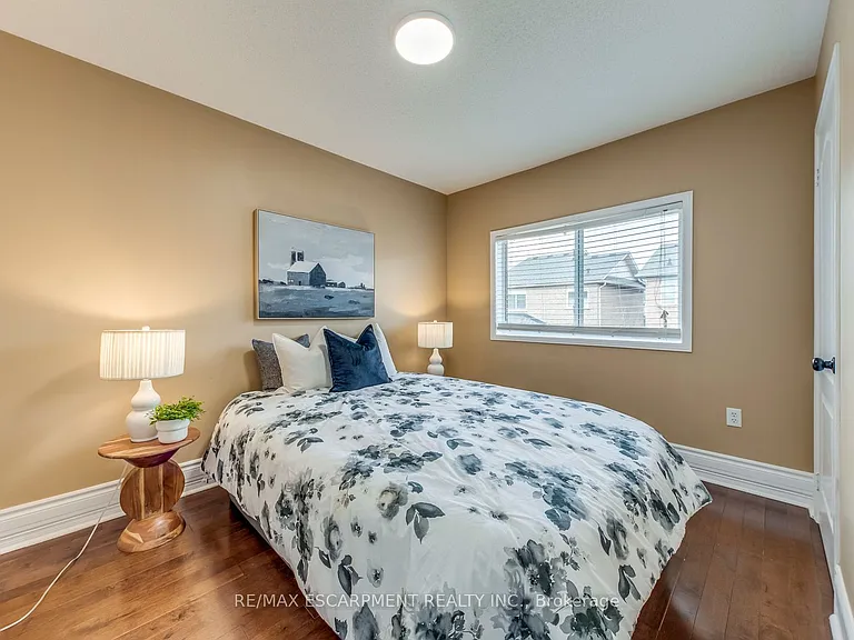 5811 Page Cres — Photo 30