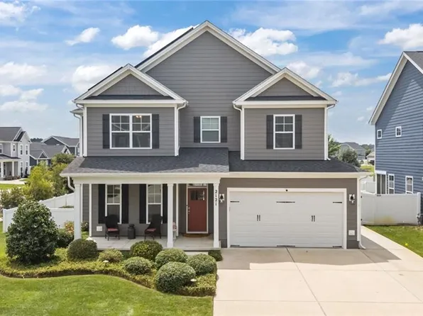 2121 Ferguson Loop, Chesapeake, VA 23322