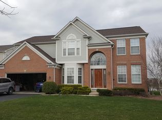 4000 Georgetown Cir, Algonquin, IL 60102