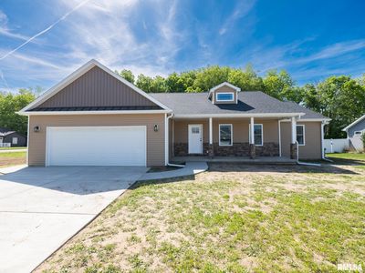 1845 White Tail Ln, Pekin, IL, 61554