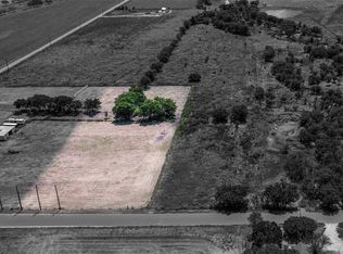 1048 Holder Rd, Forreston, TX 76041