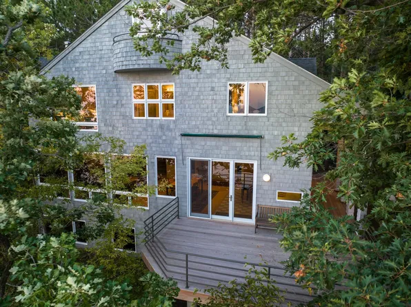 N3401 W Bluff Rd N, Stockholm, WI 54769