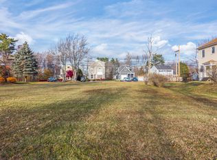 191 Eldridge Rd, Wells, ME 04090