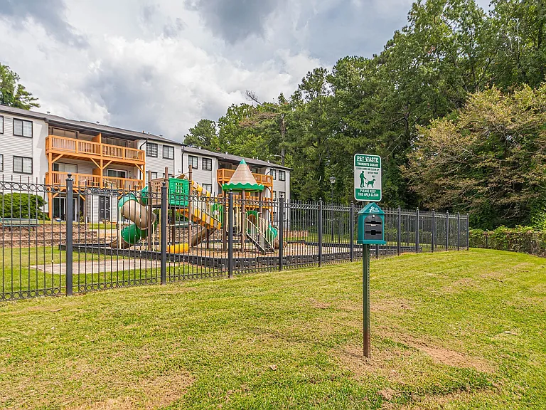 Pinewood Townhomes — Photo 13
