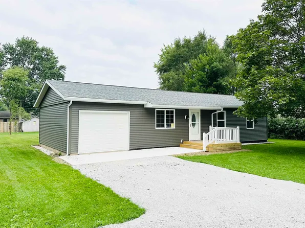 124 Lake St, Walkerton, IN 46574