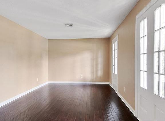 3rd image of 3741 Silver Maple Ct