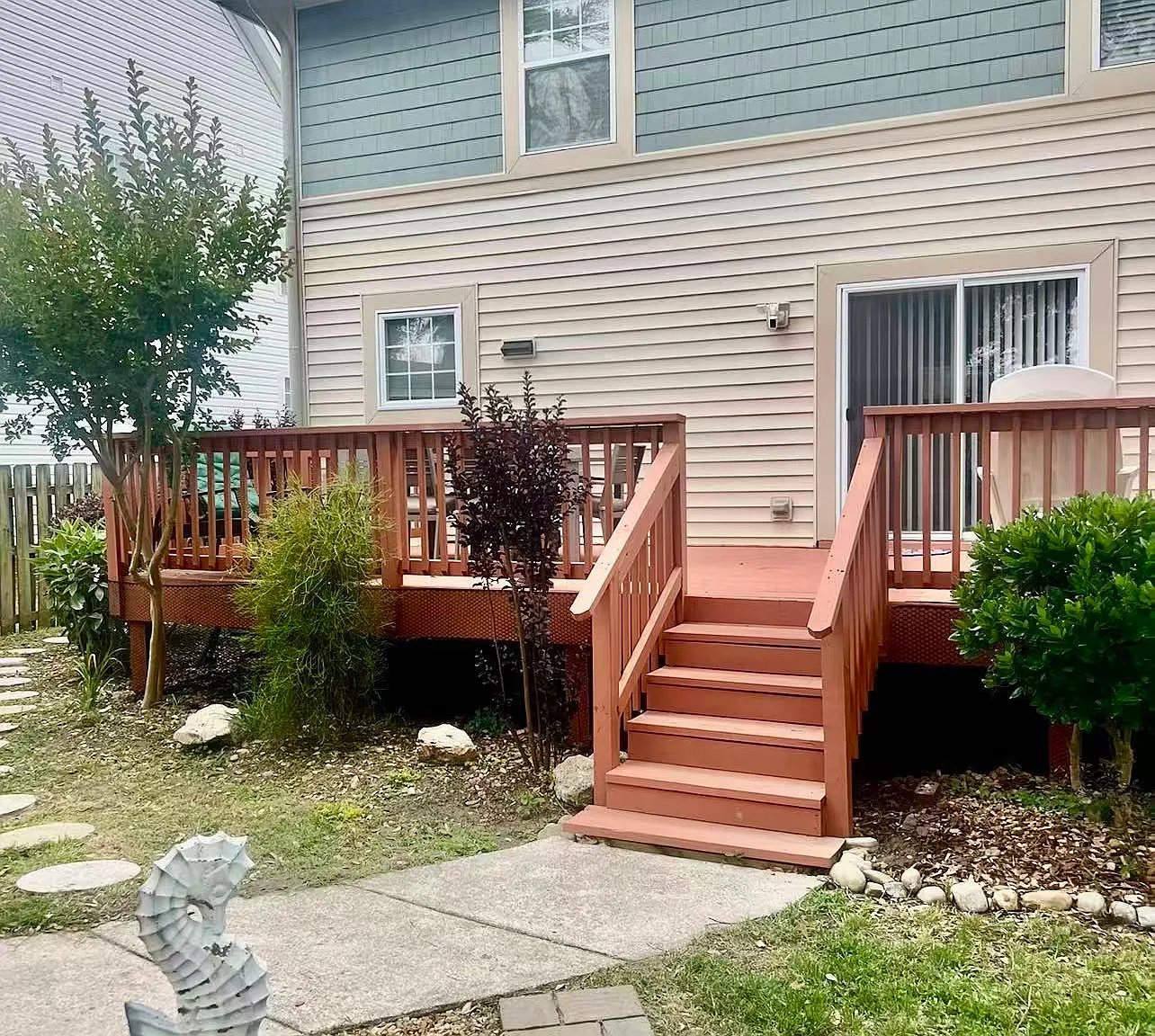 4 bed, 2027 sqft, $2,900 — Photo 1