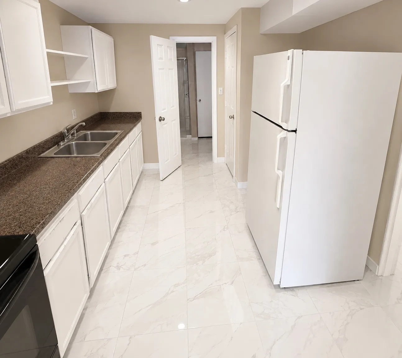 2 bed, 750 sqft, $900 — Photo 3