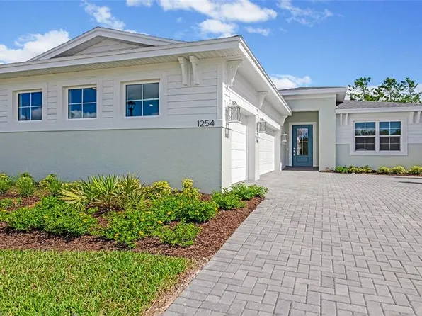 1254 Venice Ct, Deland, FL 32724