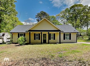 424 Valerie Cir, Hiram, GA 30141