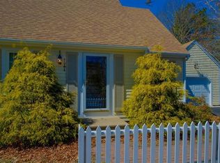 265 Old Oyster Rd, Cotuit, MA 02635