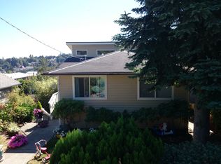 4014 32nd Ave SW, Seattle, WA 98126