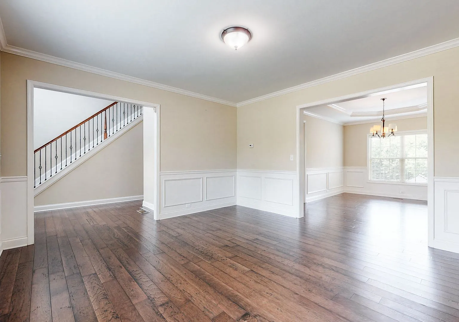 House For Rent — Photo 2