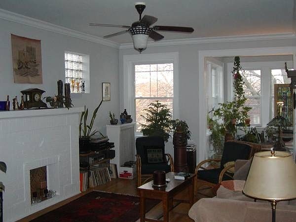 2nd image of 4440 N Saint Louis Ave APT 2O