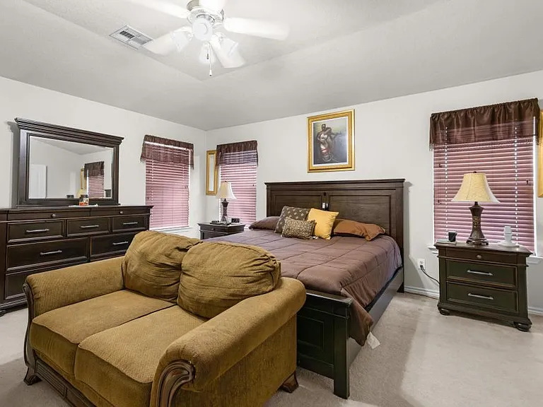 2802 Scottsdale Dr — Photo 10
