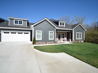 3374 Stone Creek Dr, Chattanooga, TN 37405