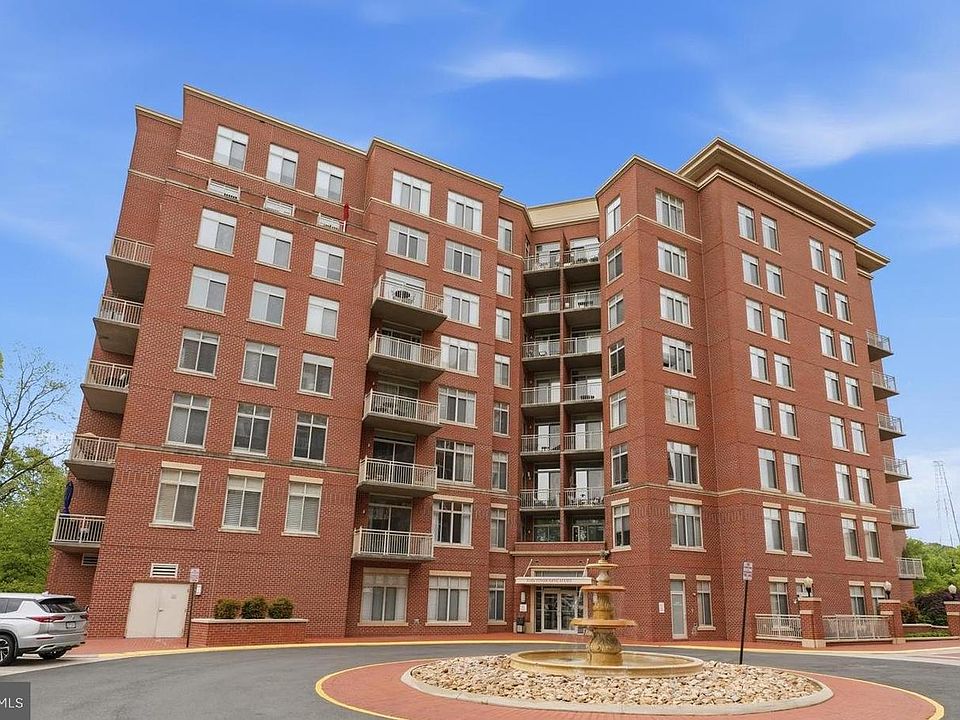 1st image of 4480 Market Commons Dr Unit 205