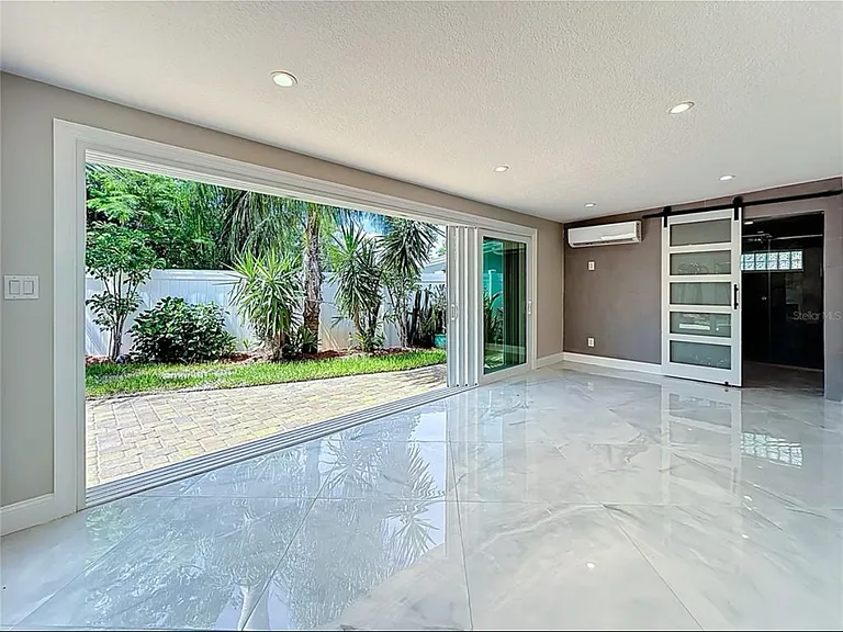 4291 Neptune Dr SE — Photo 6