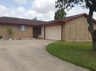 1041 Comal St, Corpus Christi, TX 78407