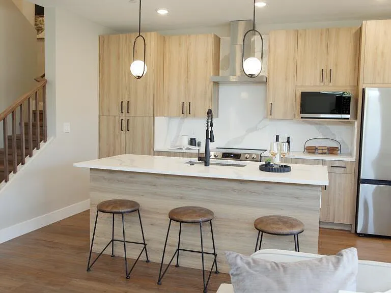 840 W Pecos Rd #9 — Photo 4
