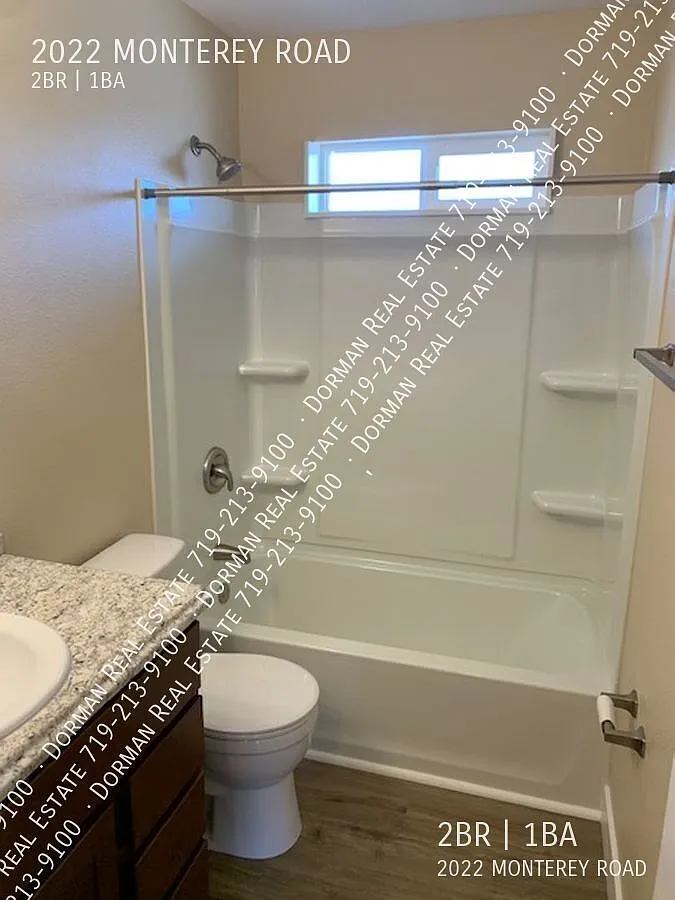 Updated 2 Bedroom Home With Large Fenced Yard — Photo 4