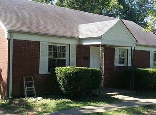 1139 Ridgeway Dr, Clarksville, TN 37040