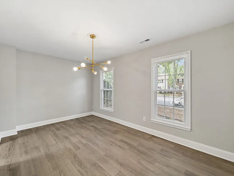 3227 Regents Park Ln #C — Photo 6