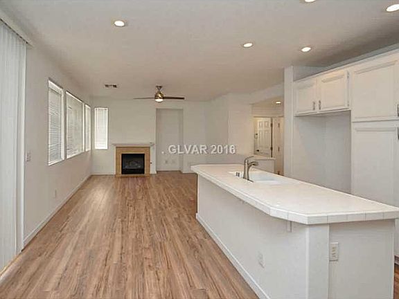 4th image of 657 Elliot Peak Ave