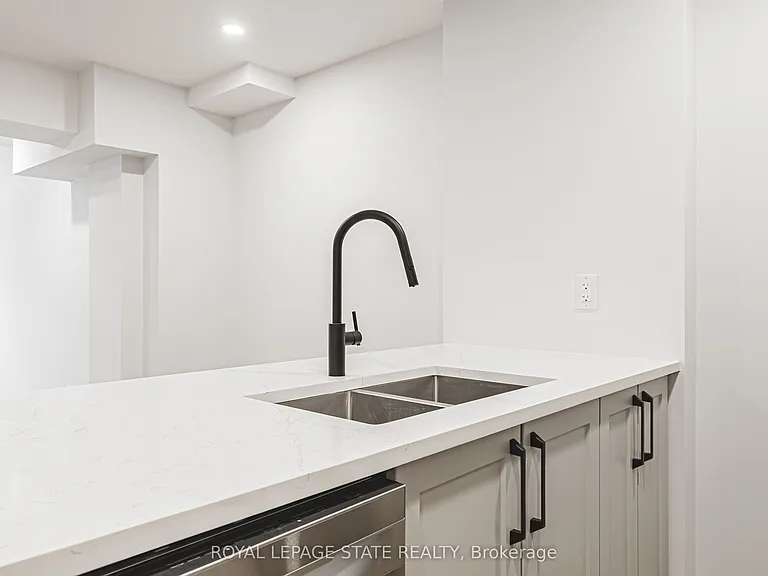 555 Sanatorium Rd #104 — Photo 7