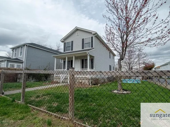 123 Center St, Baltimore, MD 21222