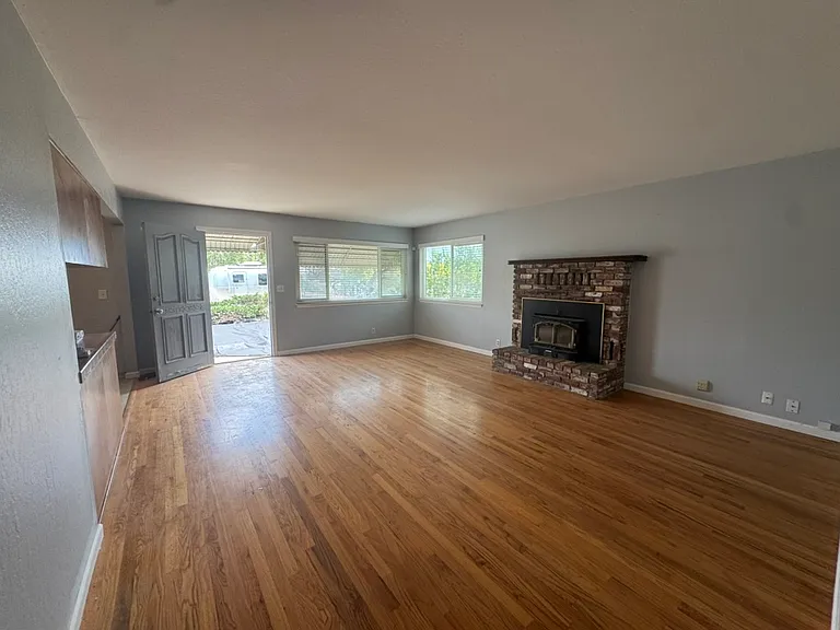 711 San Juan Rd — Photo 7