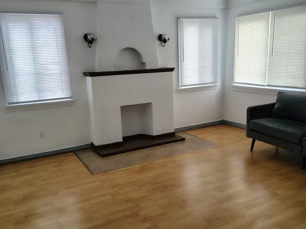 122 E 15th St #122, Long Beach, CA 90813