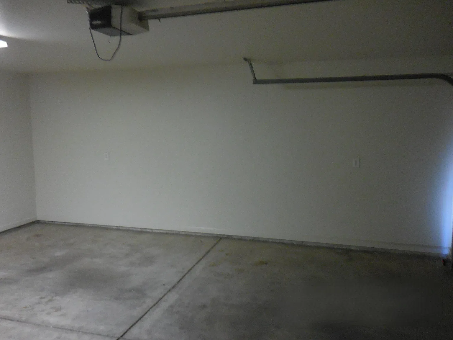 3 bed, $1,850 — Photo 2