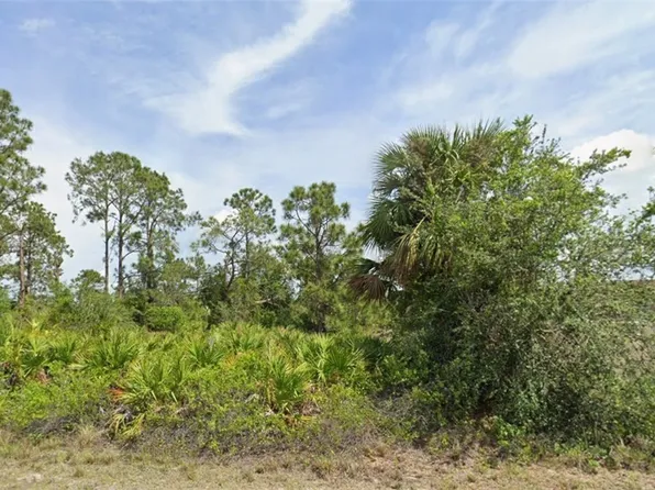 1226 Ecarte St E, Lehigh Acres, FL 33974