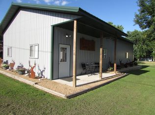 240 4th Ave S, Amboy, MN 56010