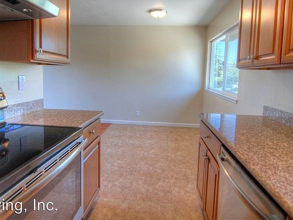 4th image of 1758 S Grant St APT 02