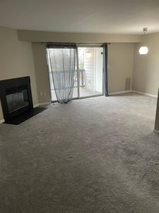 202 Spring Maiden Ct UNIT 204, Glen Burnie, MD, 21060