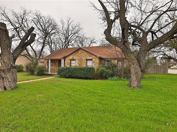 2nd image of 2051 Edgemont Dr