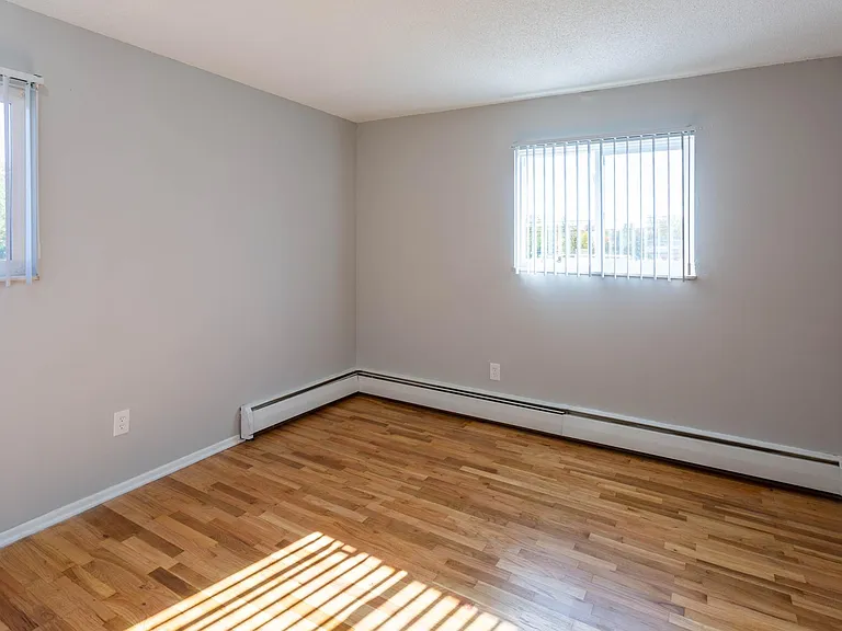 The Heights Apartments — Photo 28