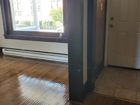5th image of 1841 Lincoln Ave