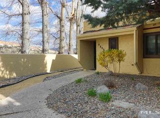 8640 Dixon Ln, Reno, NV 89511